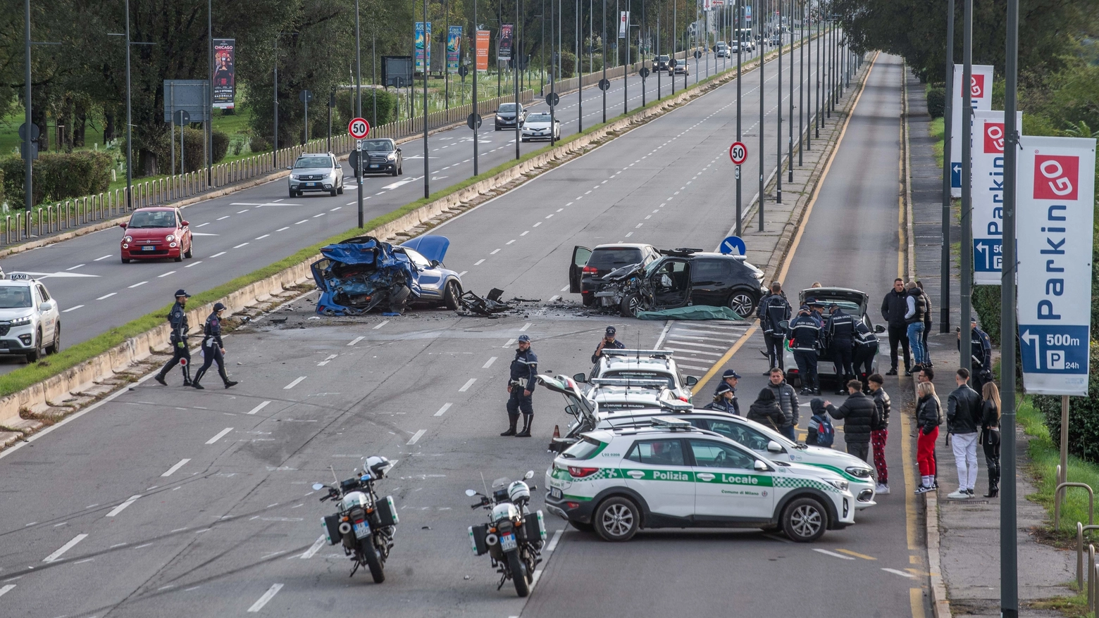Le auto coinvolte nell'incidente in viale Forlanini, a Milano