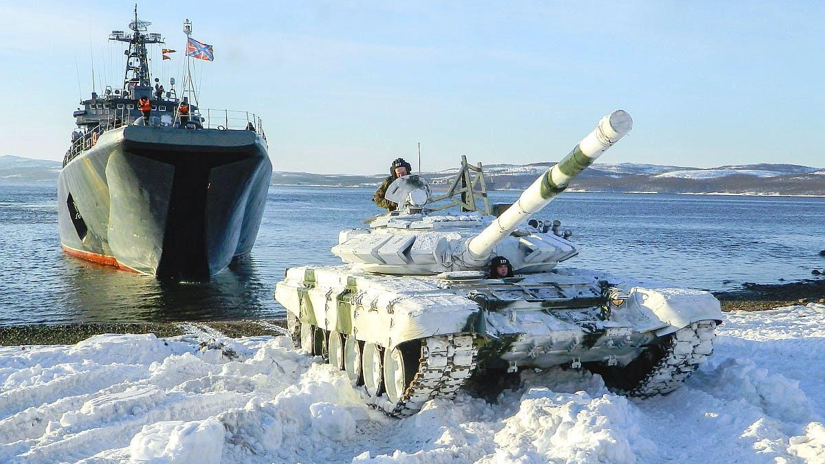 La marina russa compie numerose esercitazioni nel mar Artico
