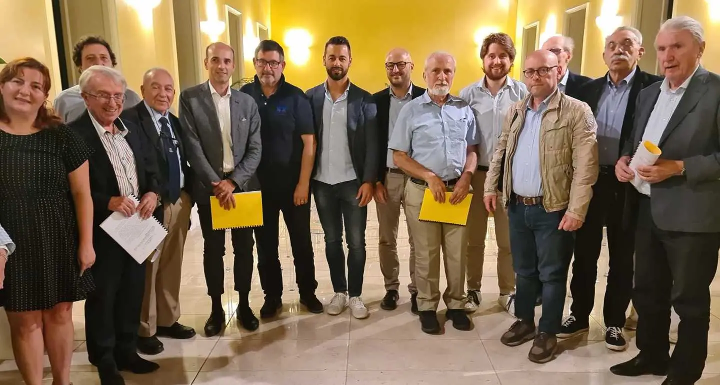 Desio, emergenza posti letto in ospedale: “Dati alla mano siamo messi peggio del Burundi”