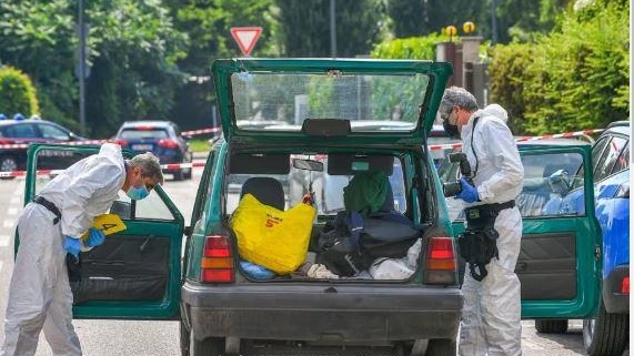 L'auto del delitto e il sopralluogo L'auto del delitto e il sopralluogo