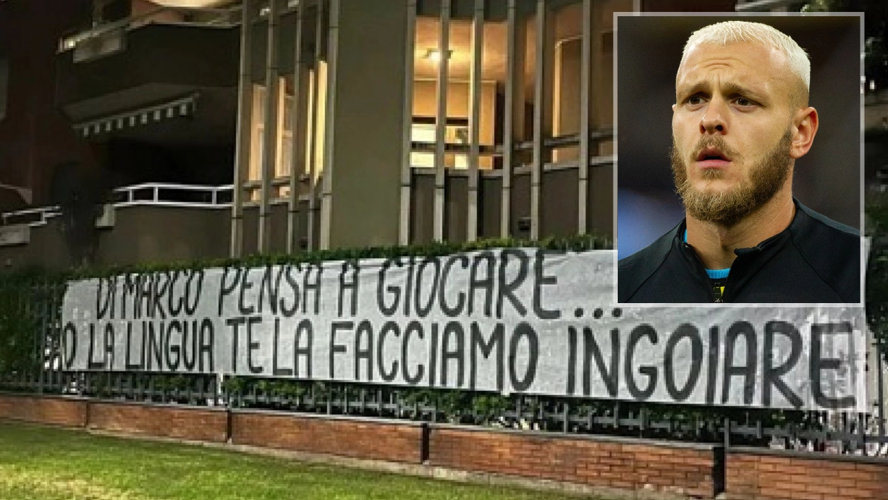 Lo striscione apparso sotto casa di Federico Dimarco Lo striscione apparso sotto casa di Federico Dimarco