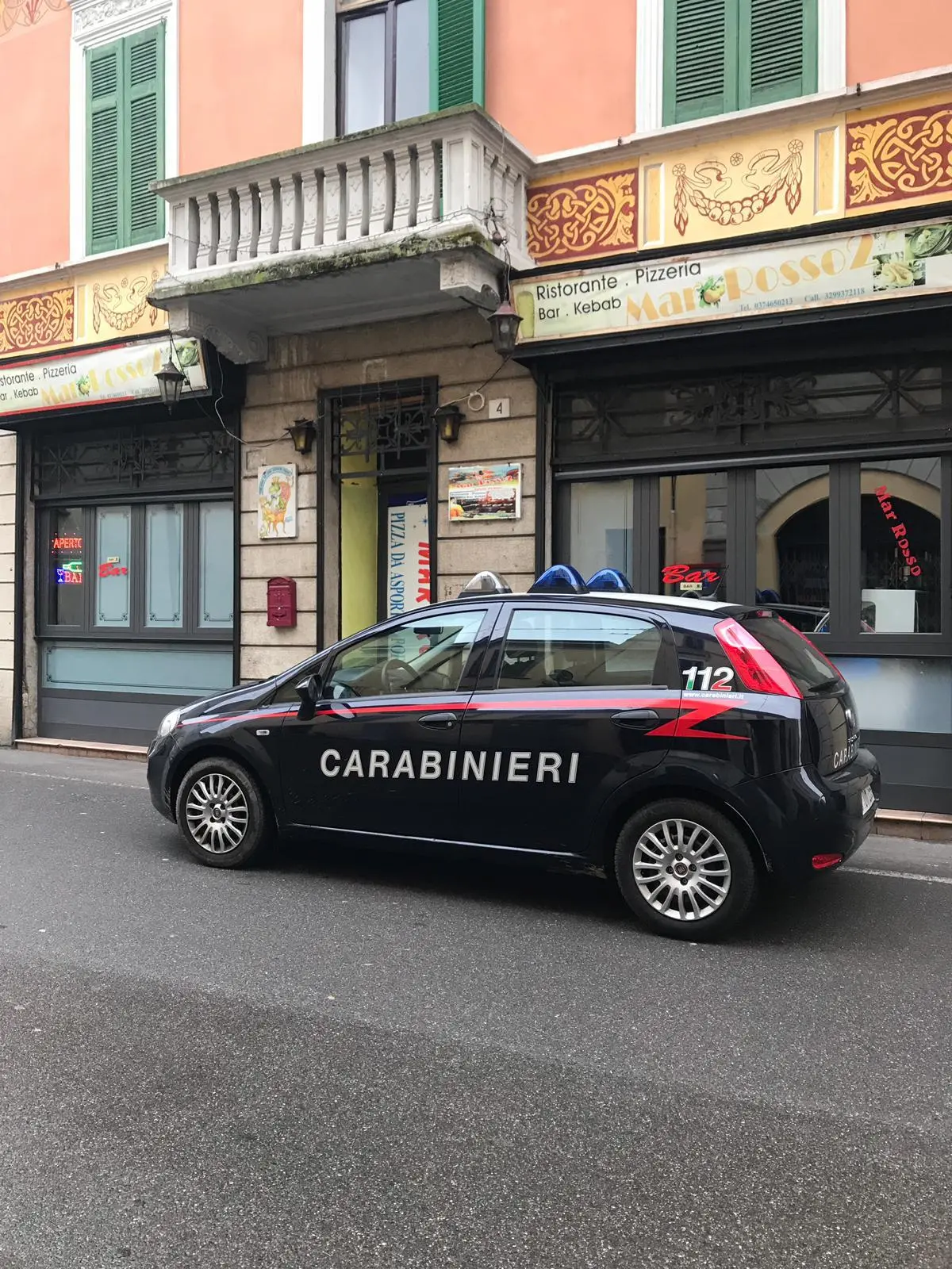 Soresina, rissa in pizzeria: danni ai locali