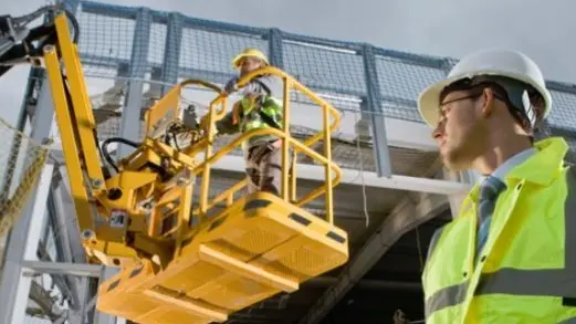 Il territorio si è riempito di cantieri per i superbonus Ora tocca alle opere pubbliche Il territorio si è riempito di cantieri per i superbonus Ora tocca alle opere pubbliche