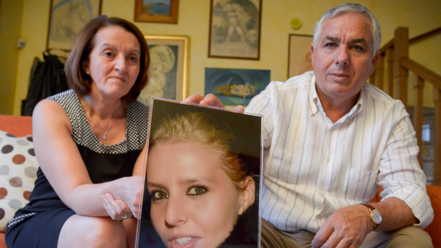 I genitori di Teresa Costanza, uccisa con il fidanzato, aspettano dal processo in  Corte d’Assise la verità sull’omicidio