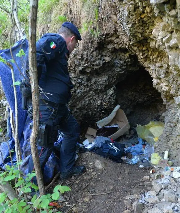 Boschi della droga: quel colpo di pistola al pusher sbagliato
