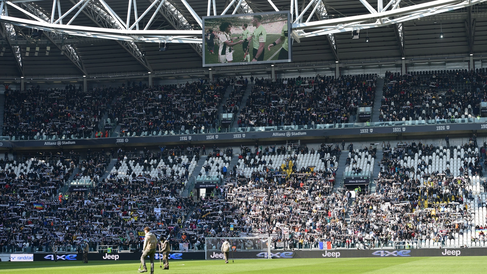 Tifosi all'Allianz Stadium di Torino