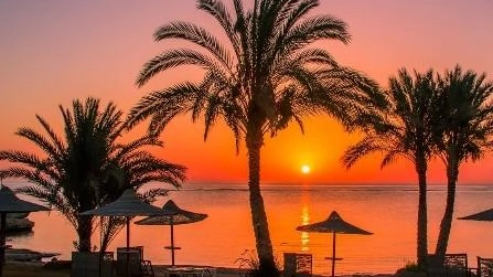 Un panorama dal Mar Rosso