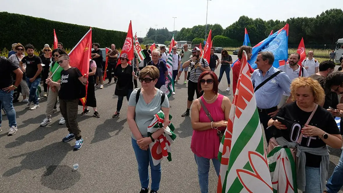 Fimer, arrivano 10 milioni "Ora un piano industriale" Fimer, arrivano 10 milioni "Ora un piano industriale"