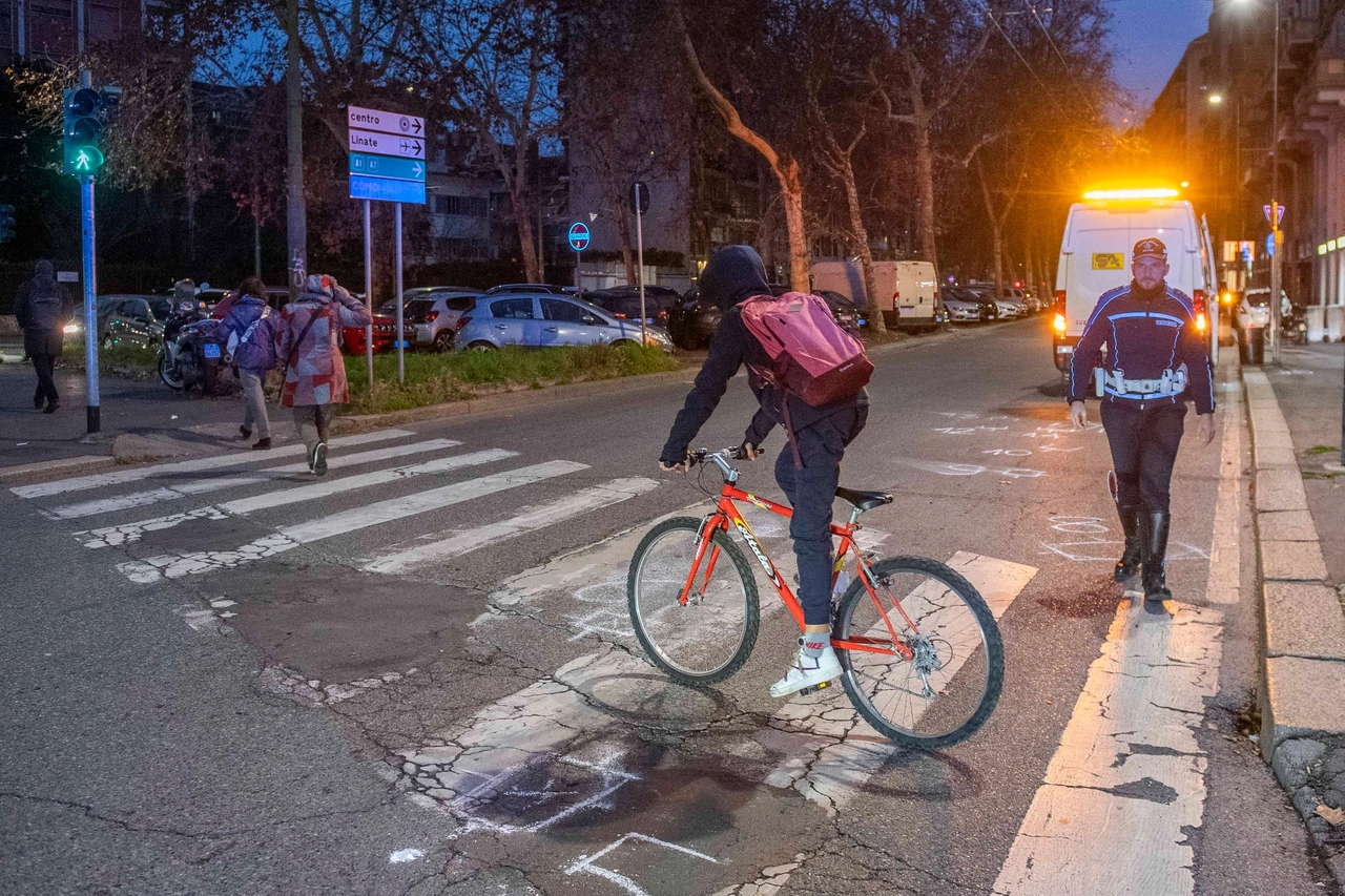 Investimento ciclista Viale Umbria angolo Via Pistrucci