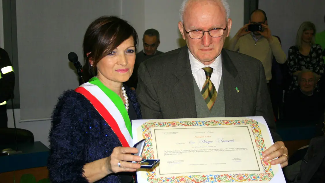 Sergio Sciuccati nel giorno della consegna della benemerenza cittadina di Cerro Maggiore Sergio Sciuccati nel giorno della consegna della benemerenza cittadina di Cerro Maggiore