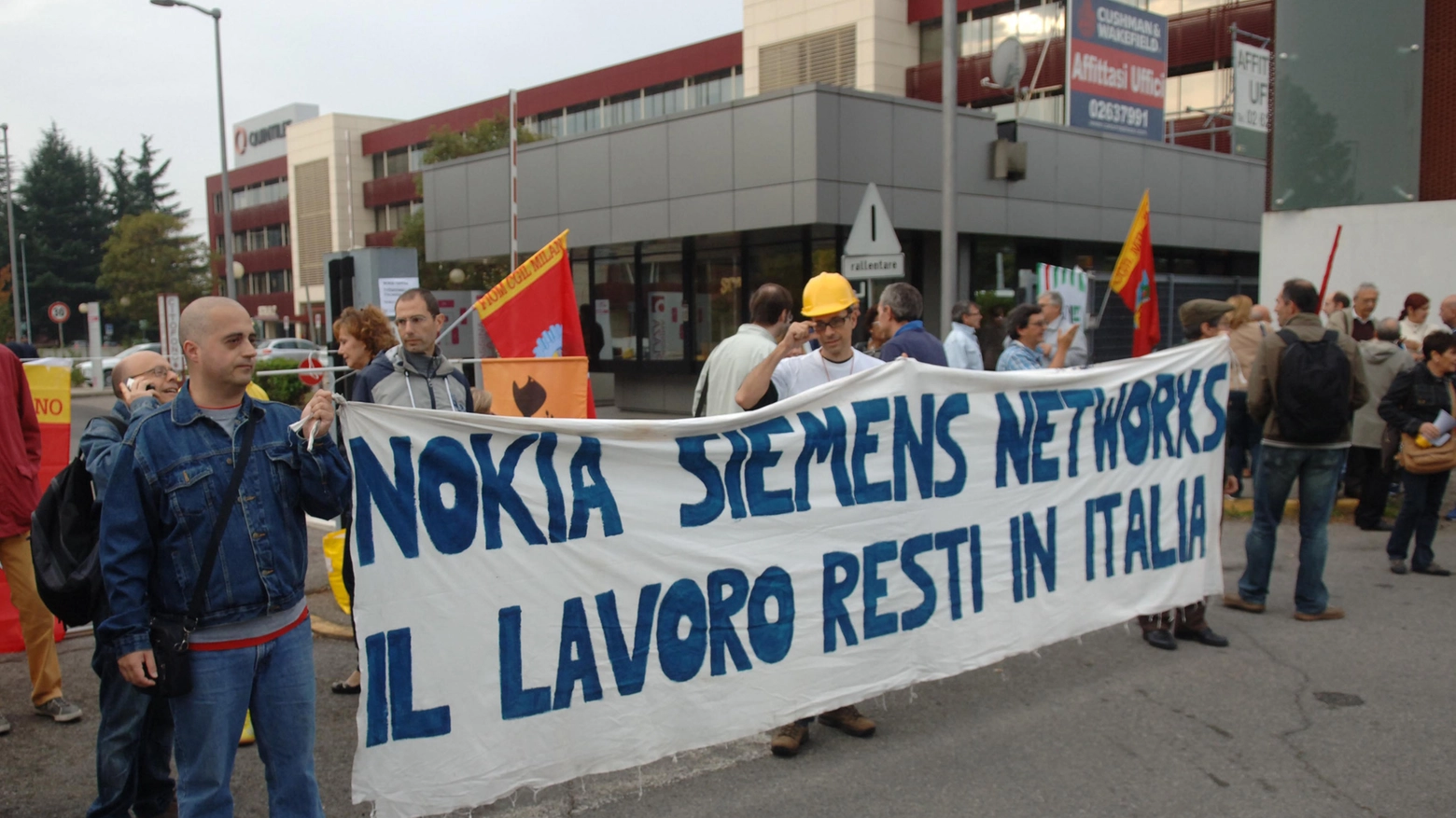Una delle ultime proteste dei lavoratori Nokia-Alcatel Lucent