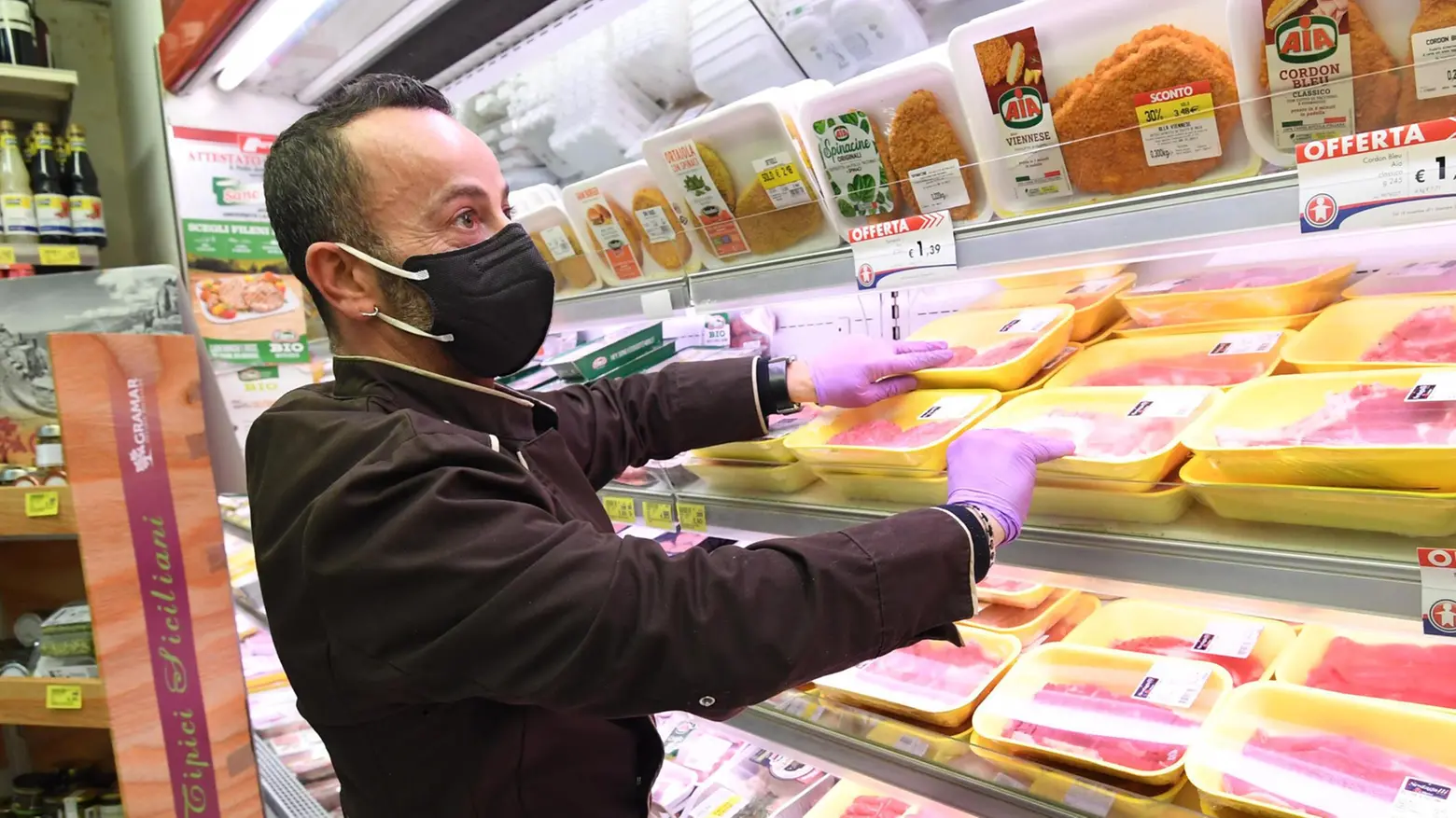 Casa e alimenti sempre più cari In un anno +8,2% Casa e alimenti sempre più cari In un anno +8,2%