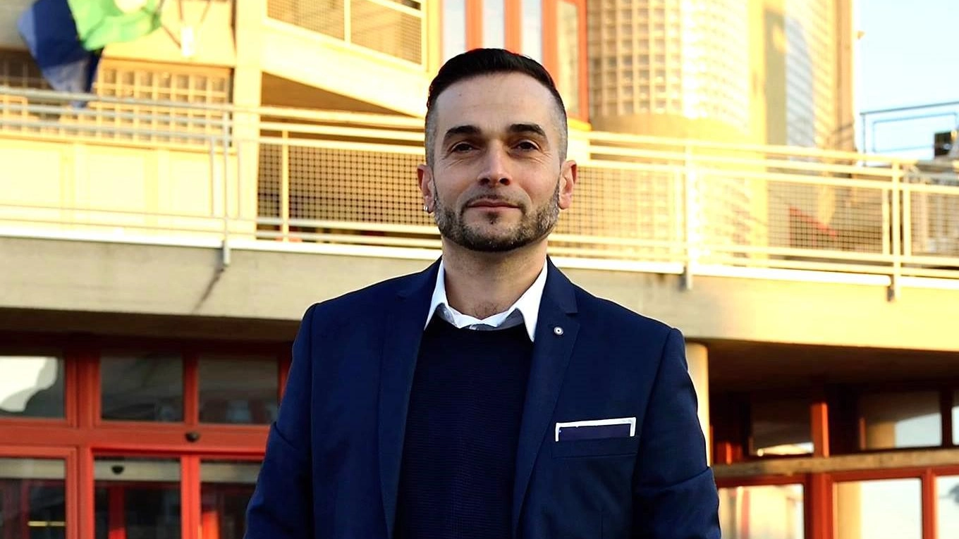 Nido solo per coppie lavoratrici "Costretti da risorse limitate" Nido solo per coppie lavoratrici "Costretti da risorse limitate"