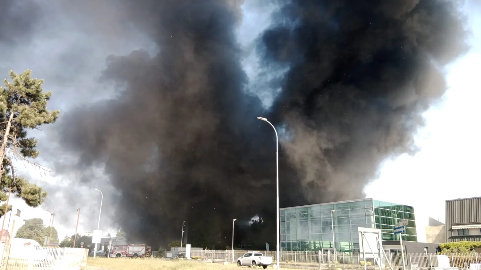 L'incendio alla Ilga di Vigevano L'incendio alla Ilga di Vigevano