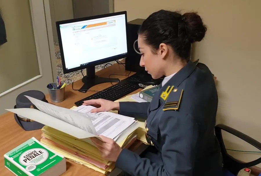 Commercialista monzese sottrae 2 milioni di euro a cliente: interdetto dalla professione