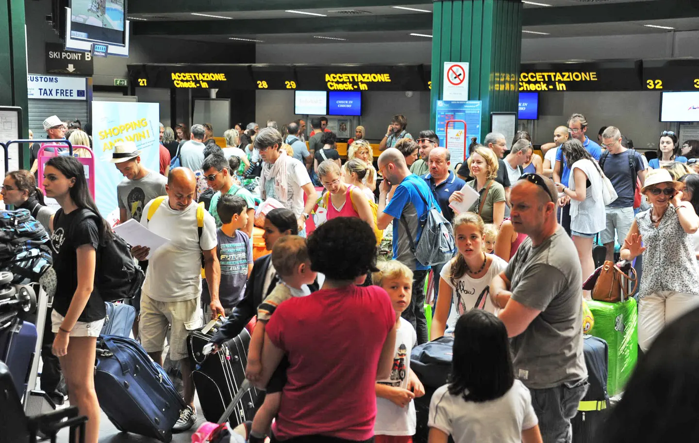 Orio al Serio, partito con 38 ore di ritardo il volo per Minorca