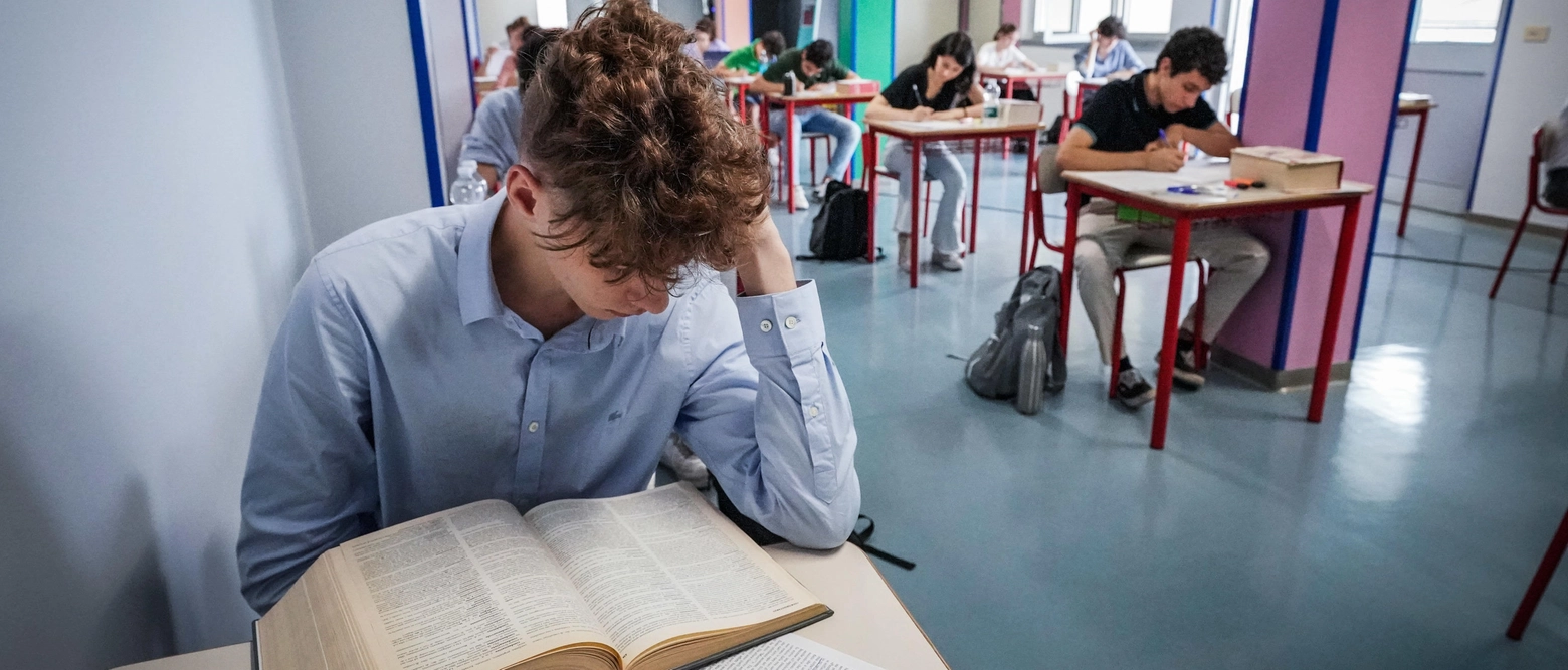 Studenti liceo linguistico Milano battono ChatGpt in una sfida di traduzione: 5 errori contro 44. Ecco cosa è successo