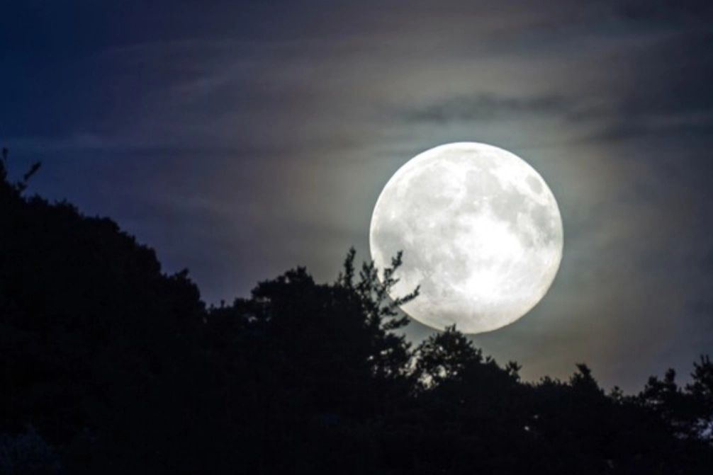 Superluna