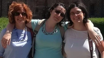 Omicidio di Laura Ziliani, la figlia Silvia in tribunale: “La mamma voleva avvelenarci”