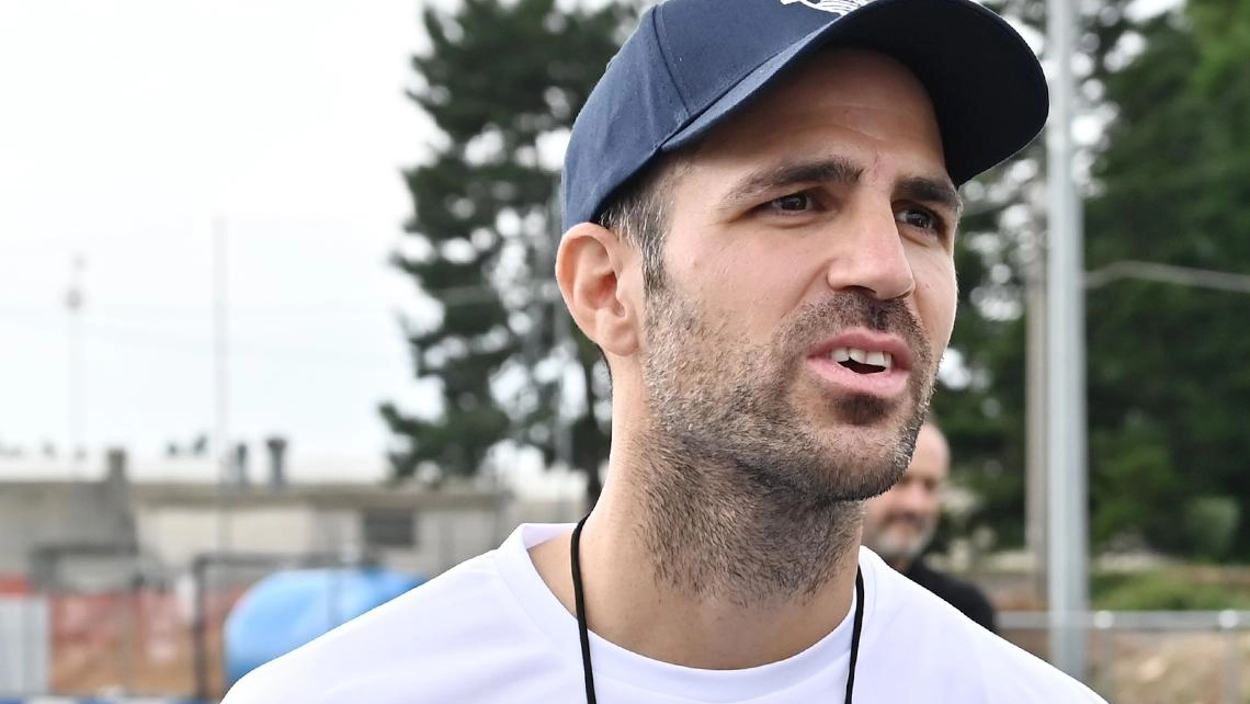 Como, cambia la panchina: via Longo, promosso Cesc Fabregas