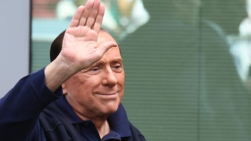 Silvio Berlusconi ricoverato al San Raffaele di Milano: “Forza, ti aspettiamo”