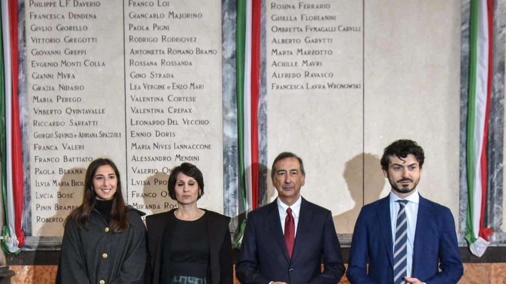 Cerimonia del Famedio. Polemica su Berlusconi. Il fratello Paolo replica: il rancore è meschinità