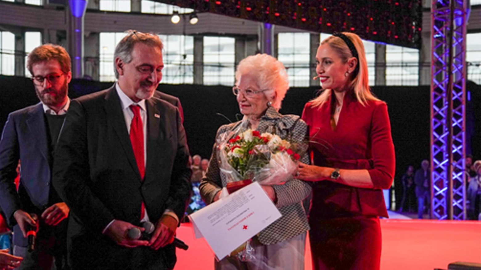 Liliana Segre, ha ricevuto la Medaglia d'oro al merito della Croce Rossa (Ansa)