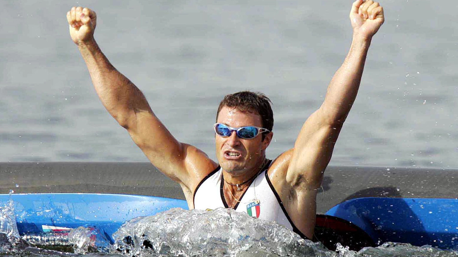Antonio Rossi alle olimpiadi di Atene 2004 (Ansa)