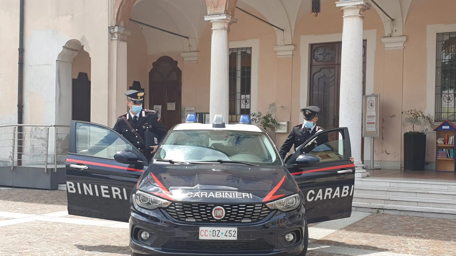 Identificati dai carabinieri