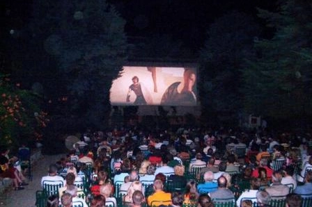 Cinema all'aperto