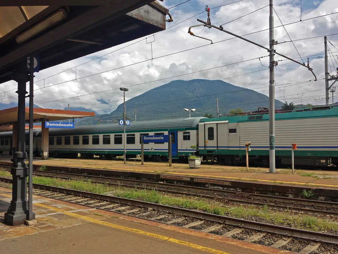 Domodossola, sul treno internazionale con 10 ovuli di cocaina nell'addome: arrestata