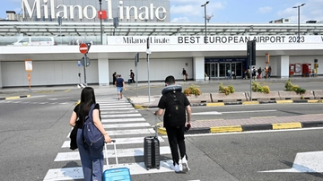Oltre mezzo milione i lombardi nel mondo: avranno una Giornata dedicata e un ‘ambasciatore’