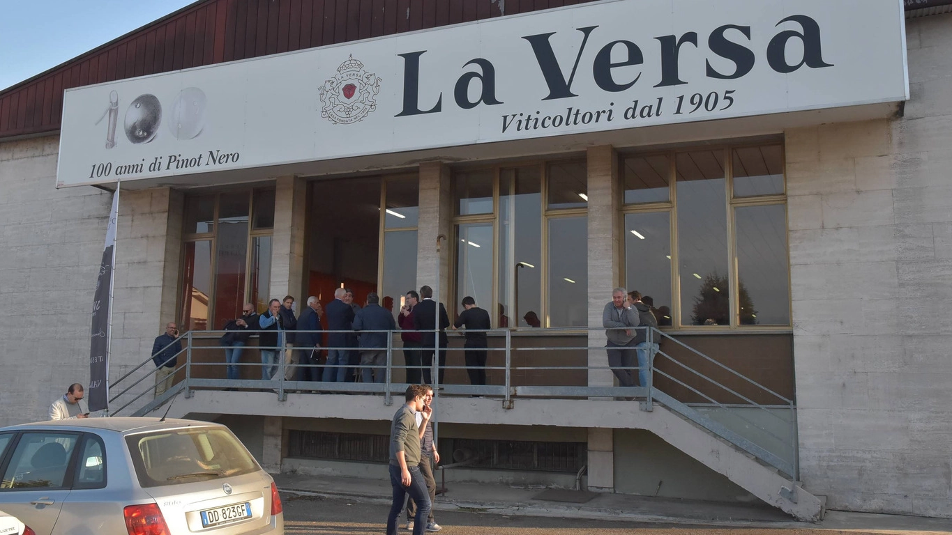 Le cantine "La Versa", dove si è tenuta l'assemblea dei soci