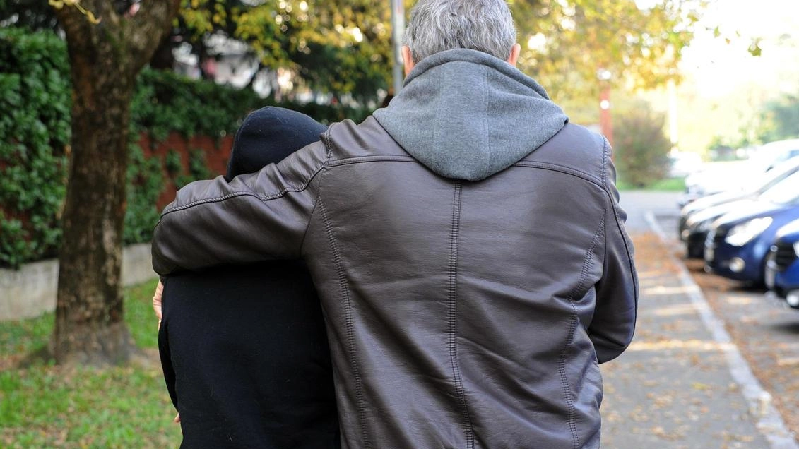 Abusi su una decina di minori. Arrestati impiegato insospettabile e rider-animatore in oratorio Abusi su una decina di minori. Arrestati impiegato insospettabile e rider-animatore in oratorio