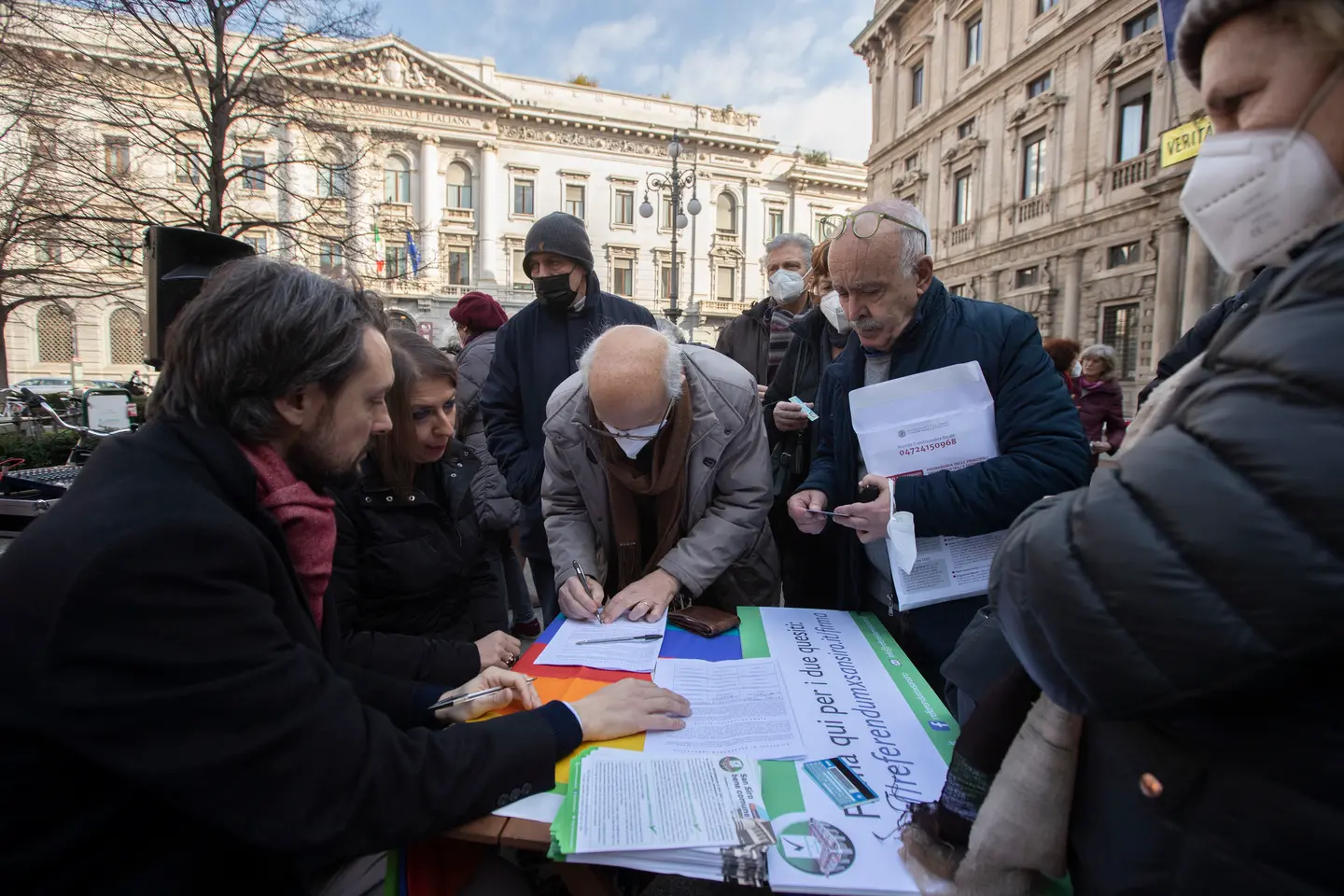 "Salviamo San Siro": a Milano parte raccolta firme per referendum
