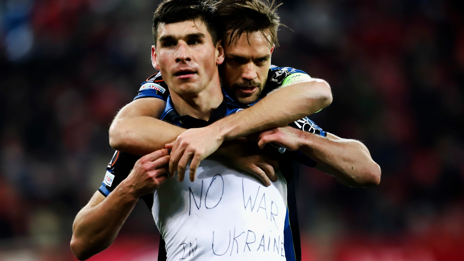 Ruslan Malinovskyi e la t-shirt "No war in Ukraine" 