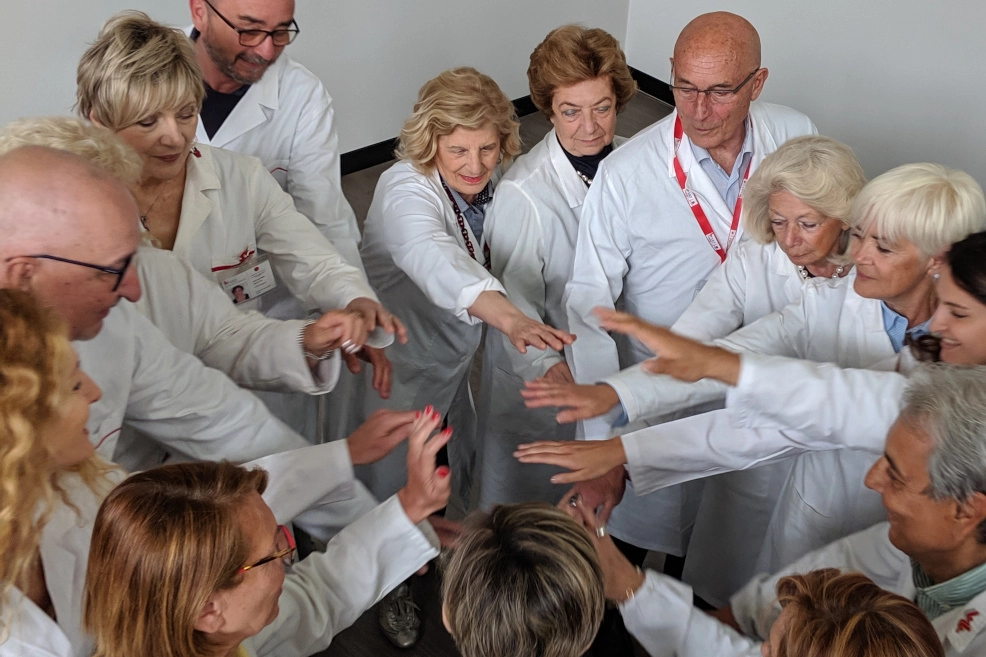 Un gruppo di volontari