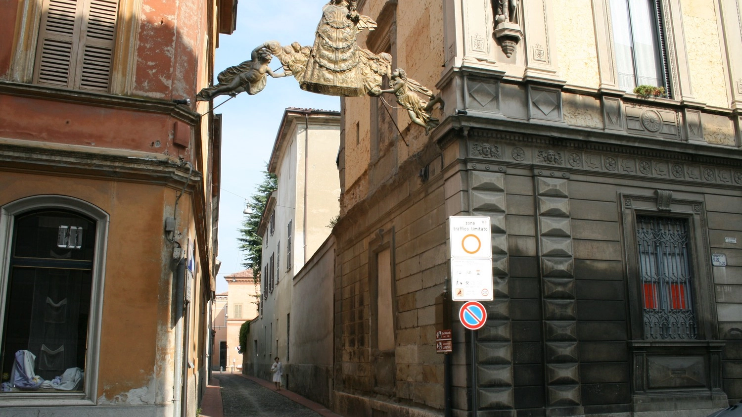 Cremona, vicolo Lauretano