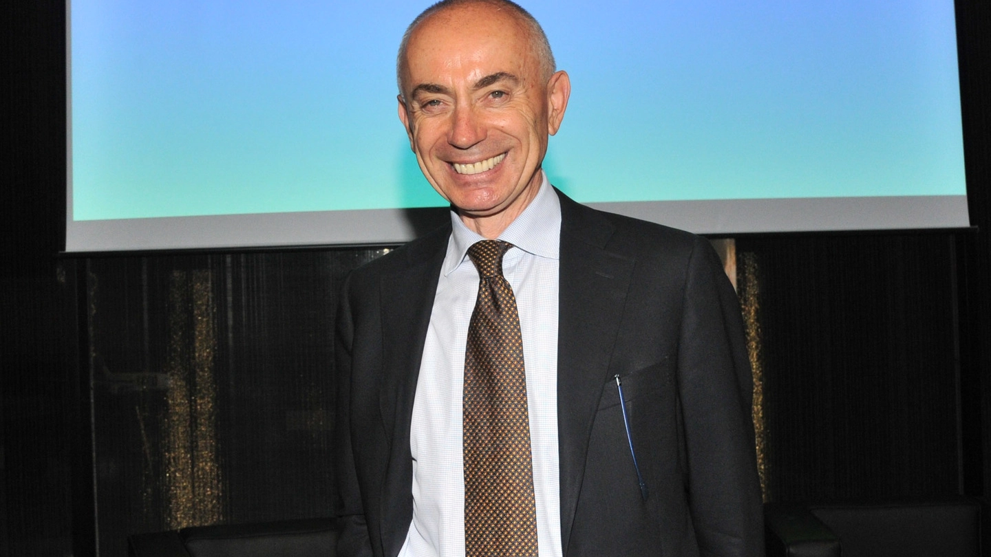 L’amministratore delegato di Alitalia Silvano Cassano