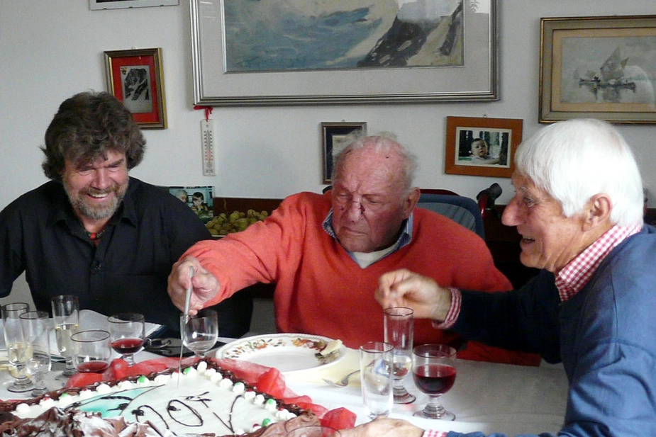 Riccardo Cassin festeggia i 100 anni con Messner e Bonatti