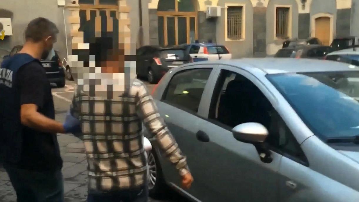 Gli arresti in un video dei carabinieri