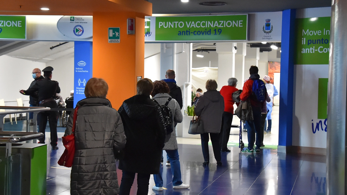 Il centro vaccinazioni allestito al multisala Move In di Cerro Maggiore chiuderà il 10 ott