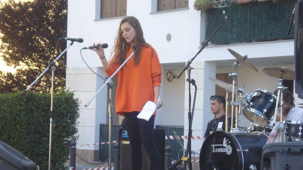Beatrice Vanotti, 16 anni, sul palco di Bollate Young Music 2017