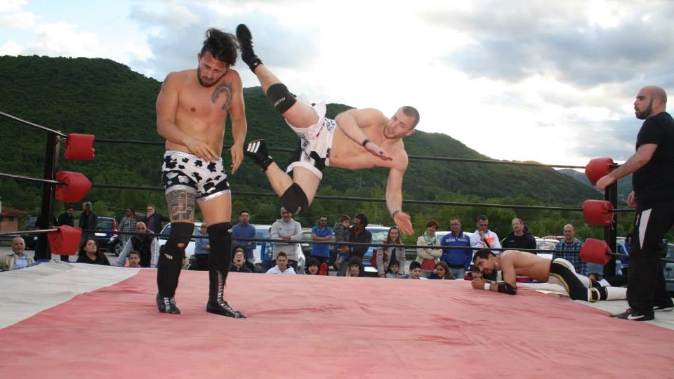 Due wrestler in azione