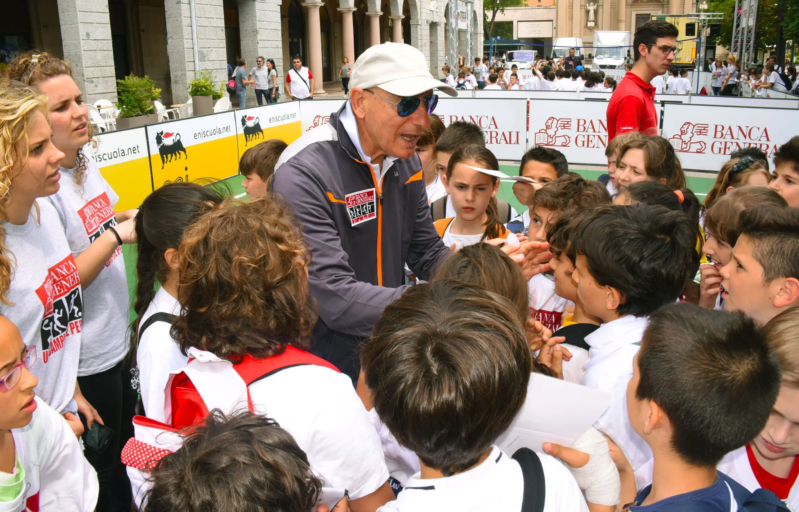 "Un Campione per Amico", 800 bambini nel segno dello sport