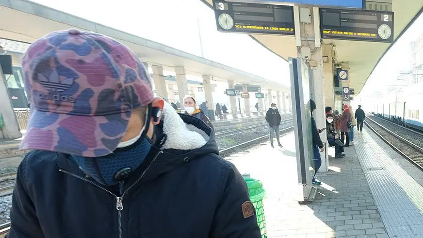 È allarme giovani Bullismo, droga e baby gang È allarme giovani Bullismo, droga e baby gang