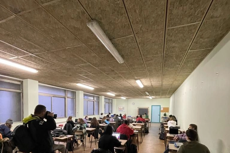 Occupazione al liceo Einstein di Milano