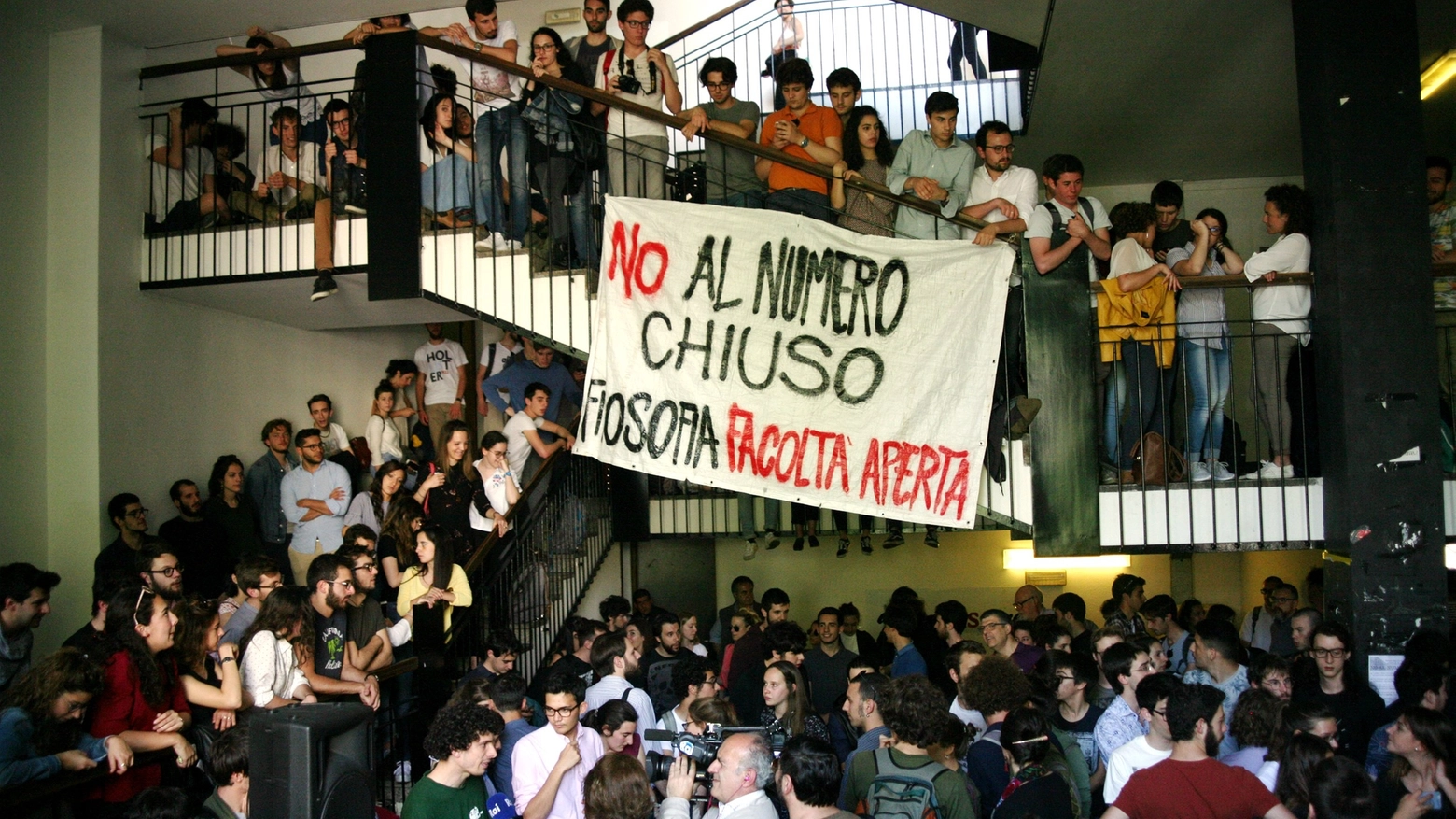 Studenti in protesta alla Statale di Milano