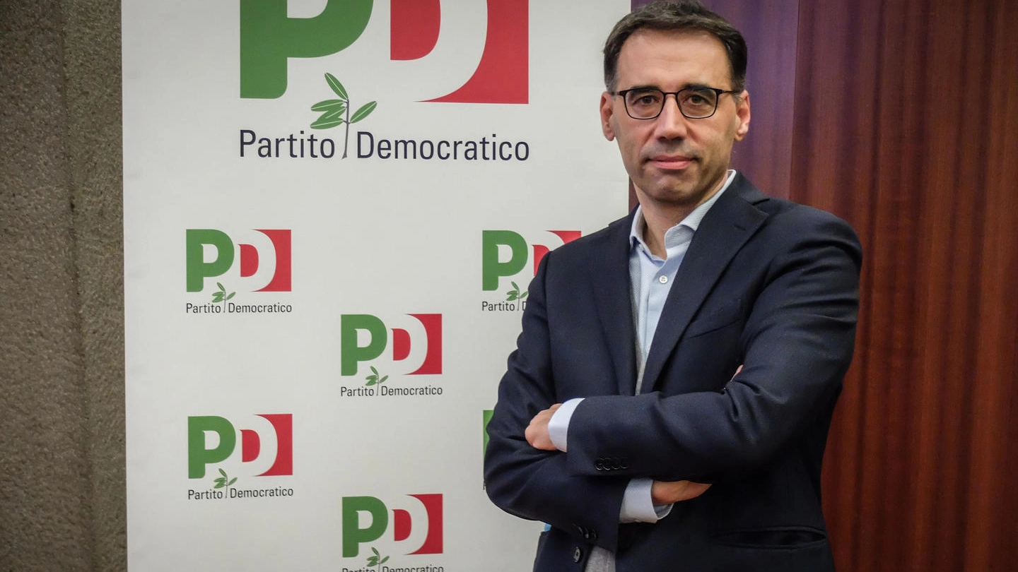 Il segretario del Pd lombardo, Vinicio Peluffo