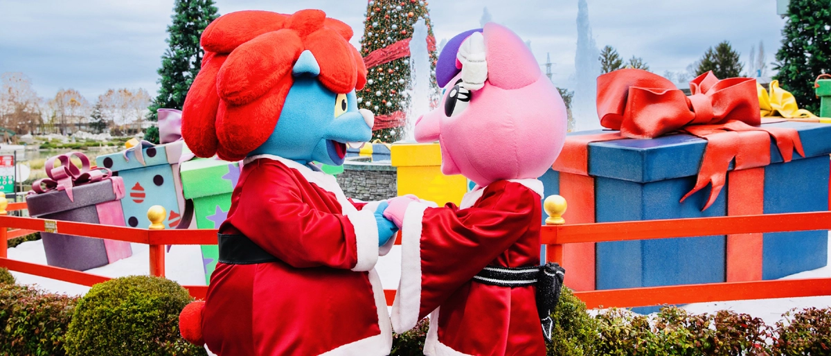I piccoli ospiti potranno festeggiare insieme ai personaggi dei cartoni animati preferiti come Masha e Orso, Bing e Flop o il Trenino Thomas. Non mancheranno truccabimbi, dolcetti e una pista di pattinaggio sul ghiaccio